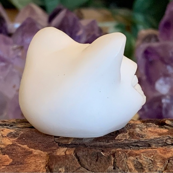 White Jade Cat Head Skull Carving Three Eyed Cat Carved Figurine Figure 1.5" 55g - Picture 6 of 12